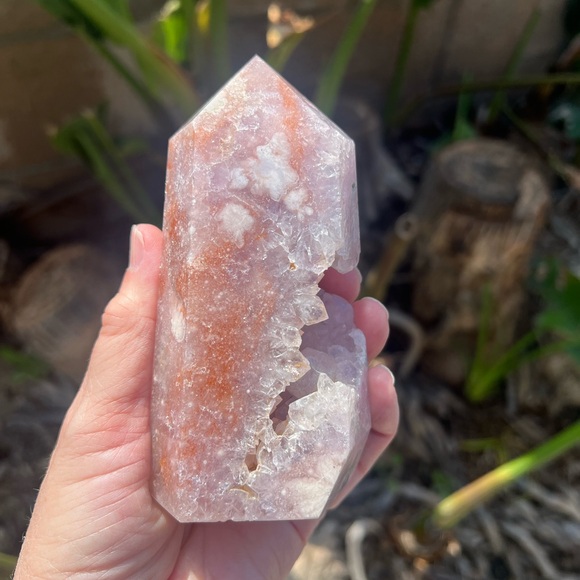 Brazilian Pink Amethyst Purple Flower Agate Tower - Picture 12 of 13